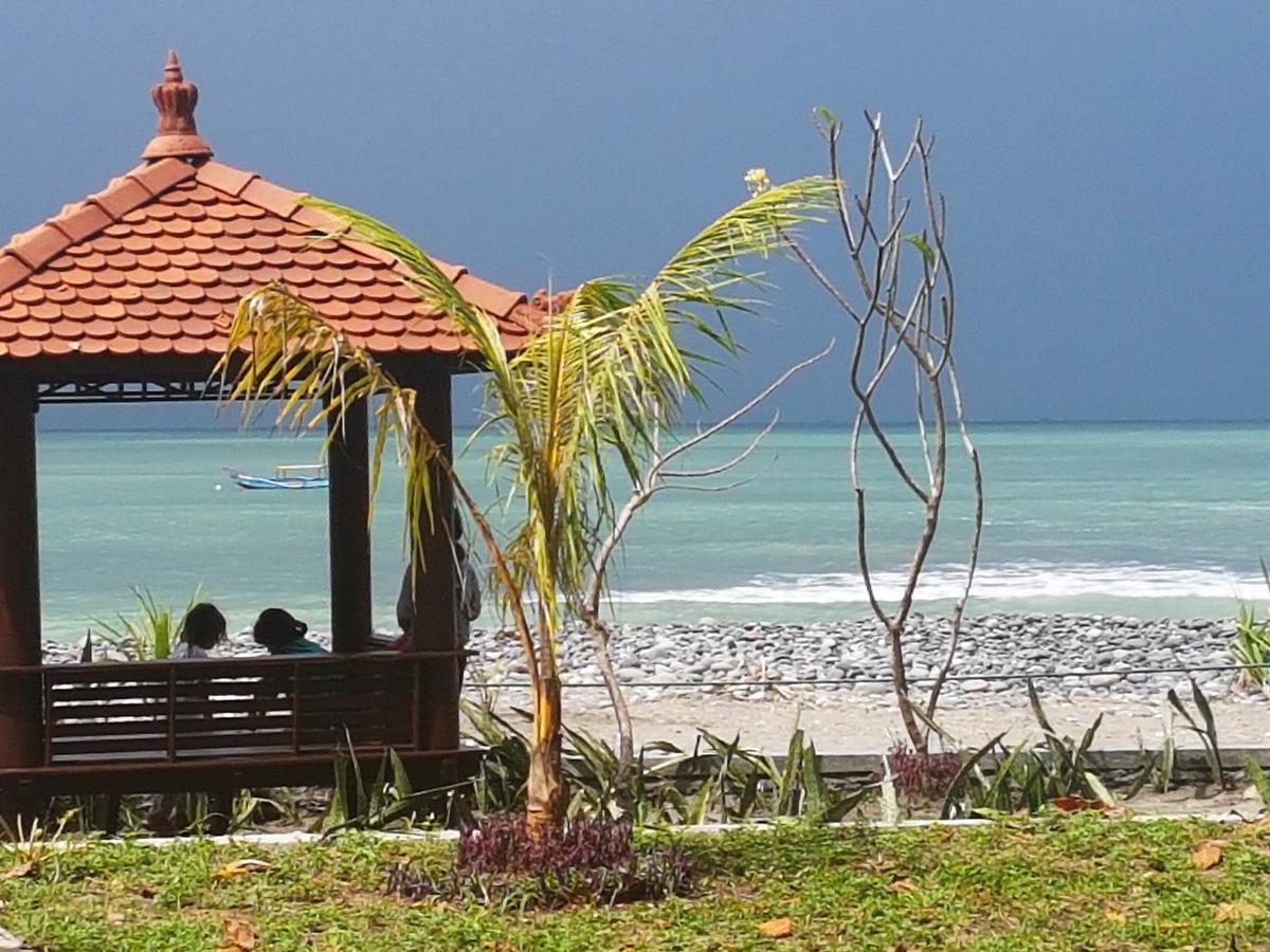 Ketapang Resort Karanghawu Ngoại thất bức ảnh