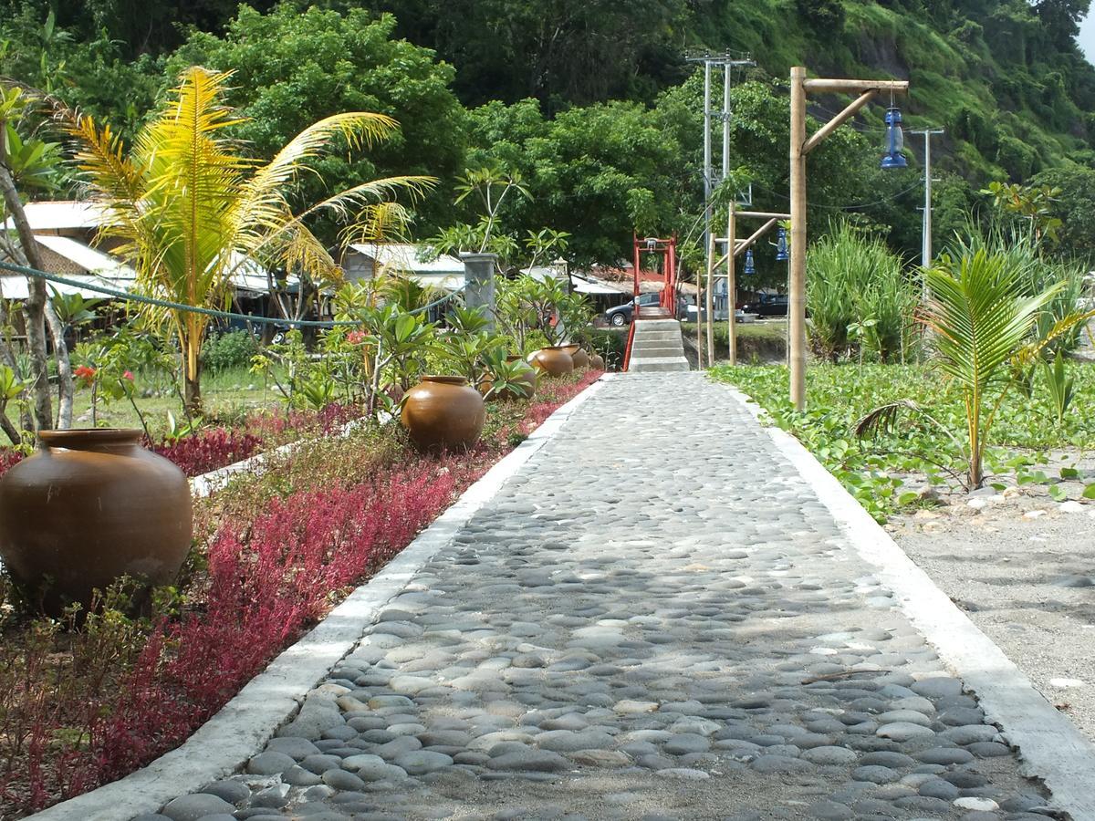 Ketapang Resort Karanghawu Ngoại thất bức ảnh