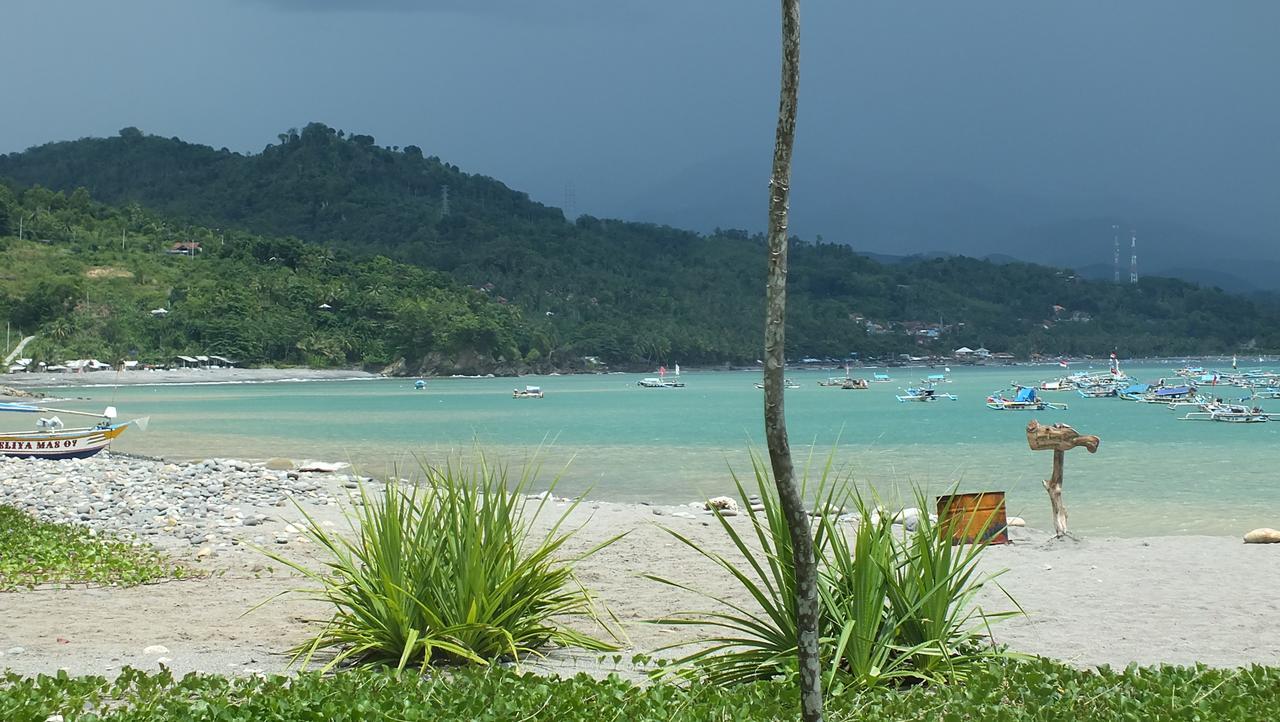 Ketapang Resort Karanghawu Ngoại thất bức ảnh