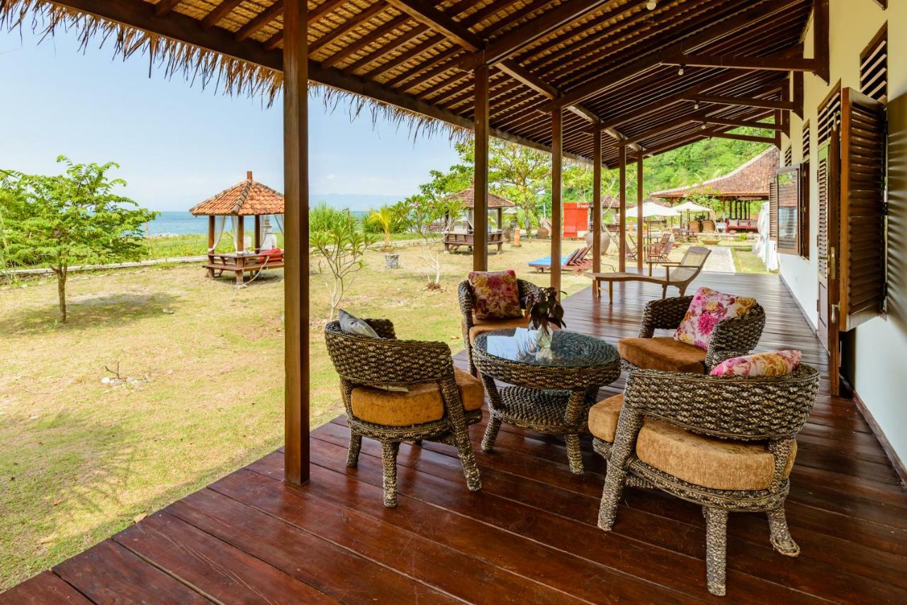 Ketapang Resort Karanghawu Ngoại thất bức ảnh
